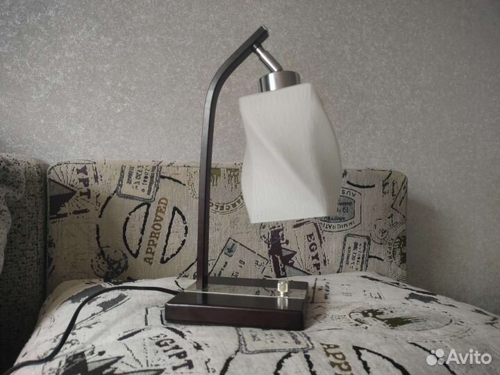 Лампа настольная, прикроватная Е27
