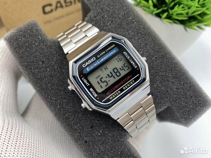 Часы Casio