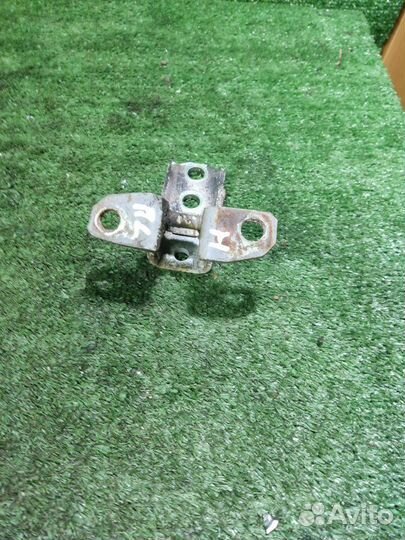 Петля двери передняя левая Haima M3