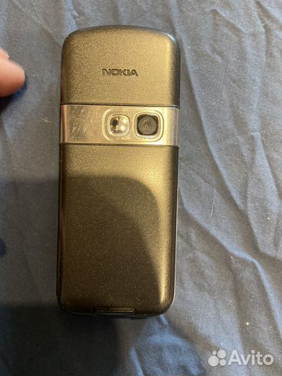 Телефон Nokia 6070