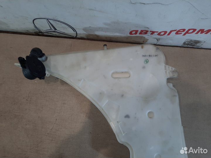 Бачок омывателя Bmw 116 F20 N13B16 2013