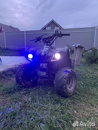 Детский квадроцикл 110-125 кубов
