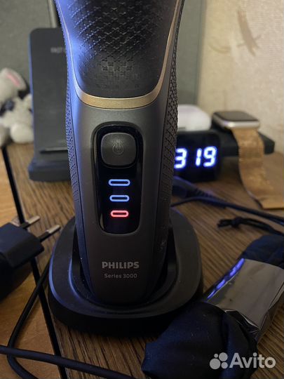 Электробритва Philips series 3000