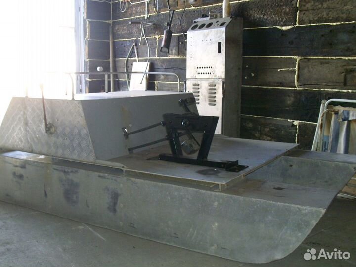 Катамаран прогулочный