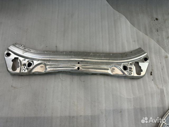 Mercedes c205 Верхняя Панель Радиаторов Оригинал