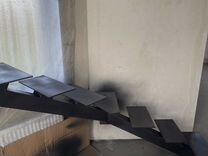 Металлический каркас лестницы