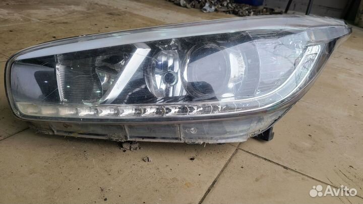 Фары правая левая Kia Ceed JD 2012-2018