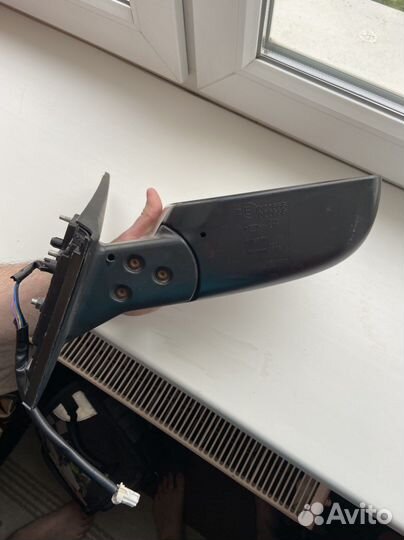 Зеркало на Nissan xtrail T31