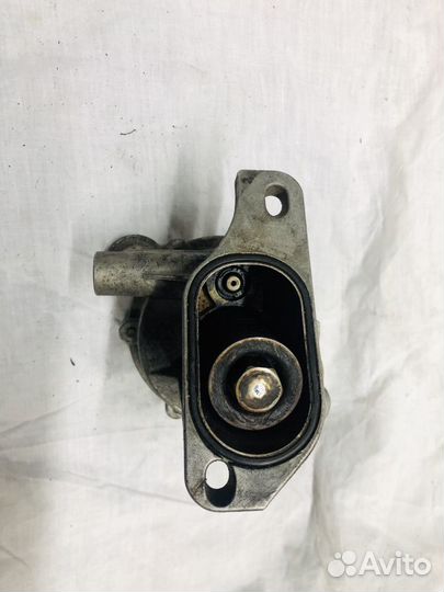 Насос вакуумный на Volkswagen Т-4,2,4 д