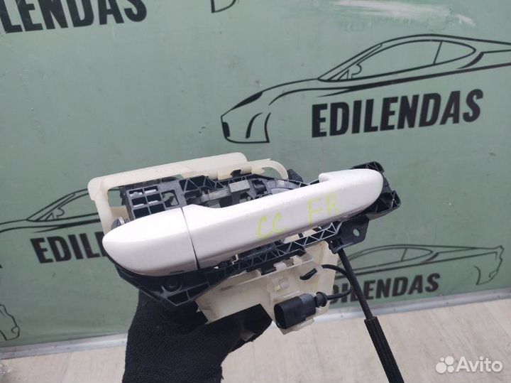 Ручка двери внешняя передняя правая Volkswagen