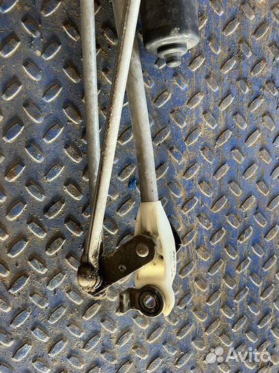 Трапеция дворников Nissan Bluebird Sylphy