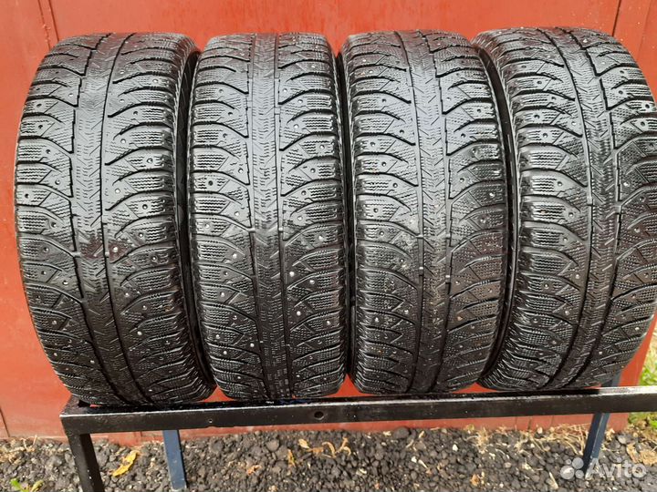 Bridgestone Ice Cruiser 7000 205/55 R16 91T