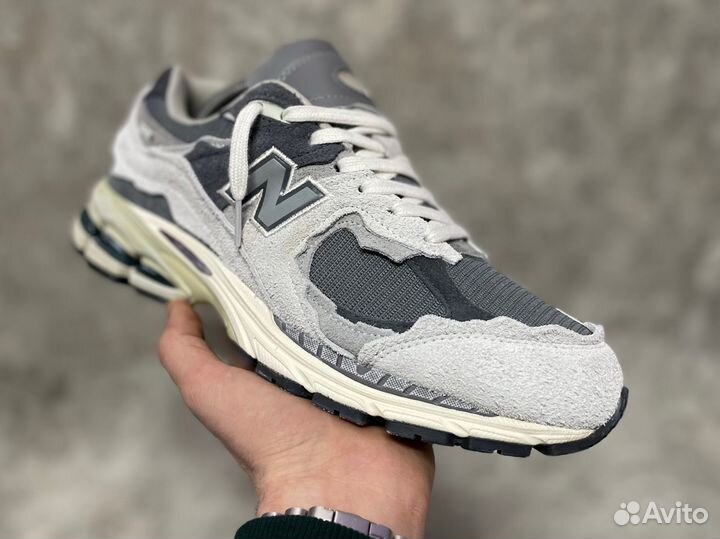 Кроссовки New Balance 2002r