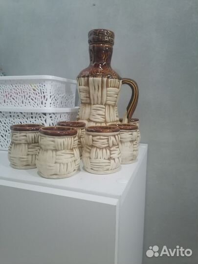 Графин для вина с рюмками