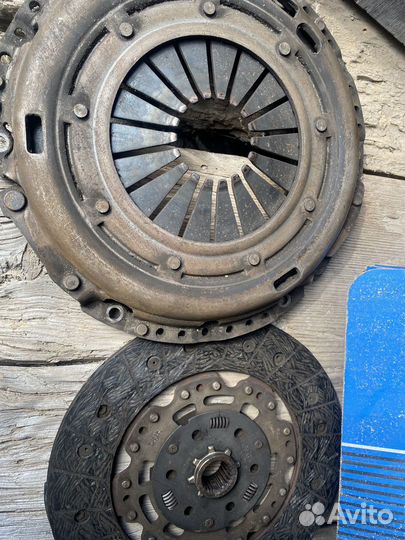Маховик и сцепление Volkswagen BKP 2.0 tdi