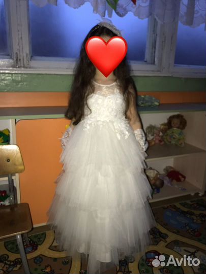 Нарядное платье