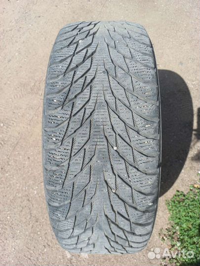 Колеса R16 с покрышками Nokian Hakkapeliitta R2