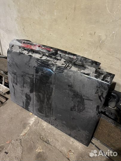 Капот Nissan Terrano 1