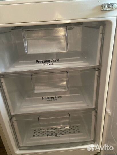 Холодильник LG