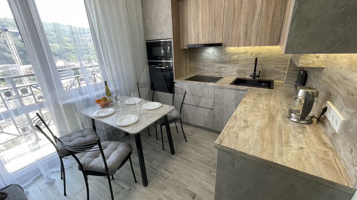 2-к. квартира, 56 м², 8/9 эт.