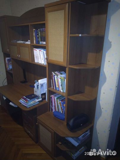 Стенка с компьютерным столом