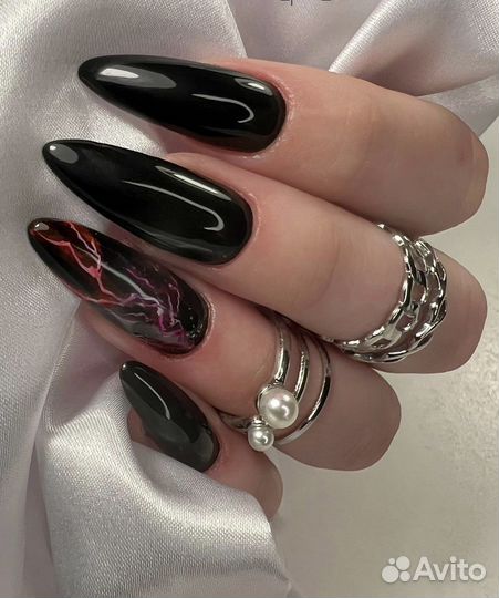 Маникюр,педикюр на 40 лет Победы