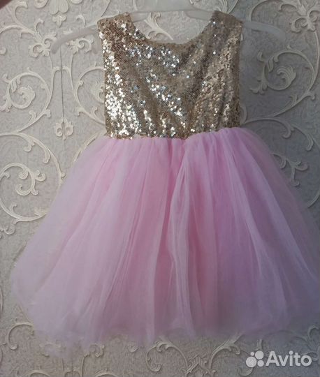 Продам нарядное платье