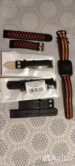 Смарт-часы Amazfit Bip + ремешки, пленки, чехлы