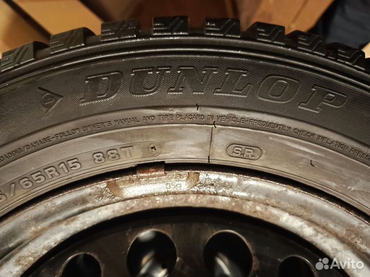 Колеса зимние 185 65 r15 (Skoda Octavia)