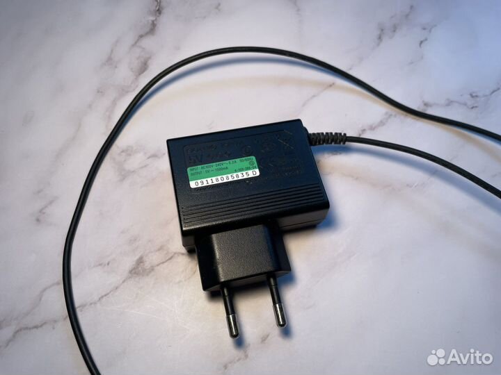 Зарядное устройство для PSP