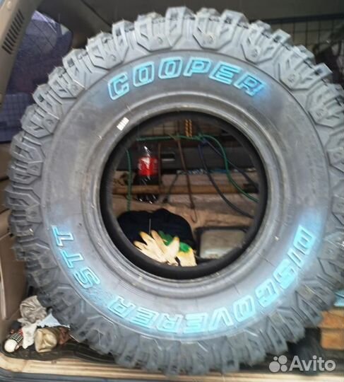 Cooper Discoverer STT 285/75 R16