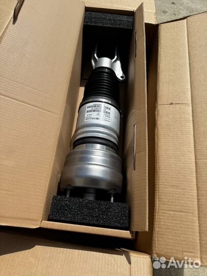 Пневмостойка передняя Porsche Panamera 970