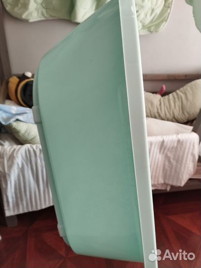 Ванночка для купания новорожденного с ковшиком