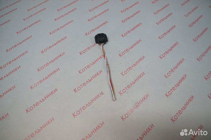 Nissan 22680-7S000 Разьем датчика расхода воздуха