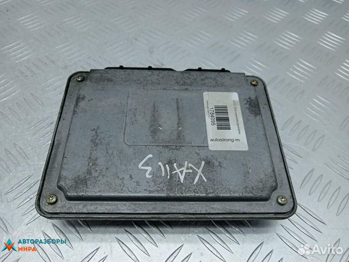 Блок управления двигателем Volkswagen Golf 4 2001