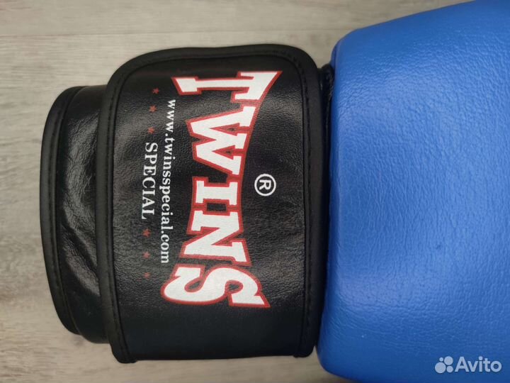 Кожаные Боксерские перчатки твинс 10 12 14 16 ун