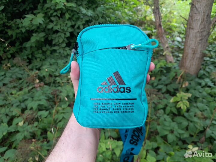 Сумка на грудь adidas для телефона, наушников