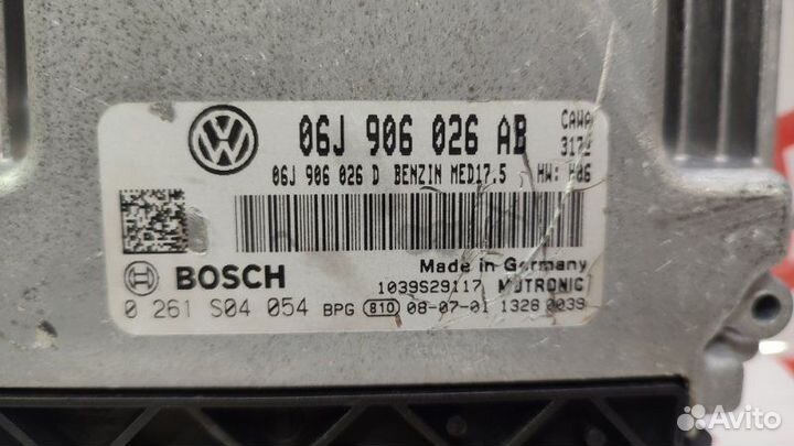 Блок управления двс Volkswagen Tiguan 5N2 cawa