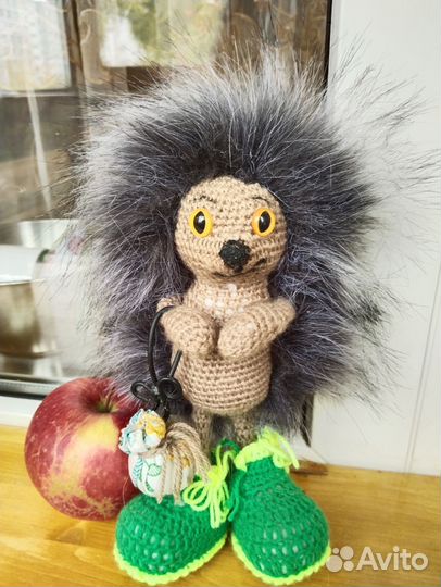 Ёжик игрушка вязаная