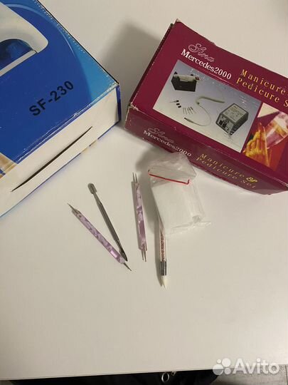 Лампа и машинка для маникюра