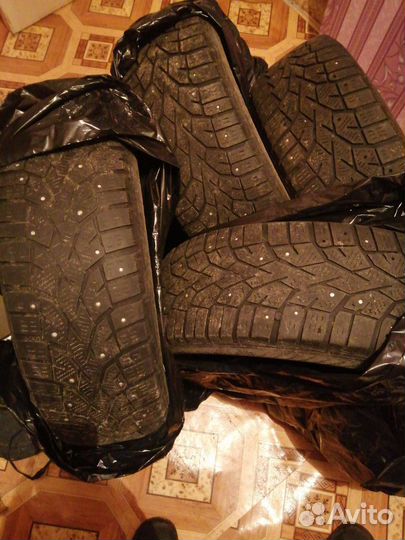 Bridgestone Blizzak RFT 265/65 R17 112S