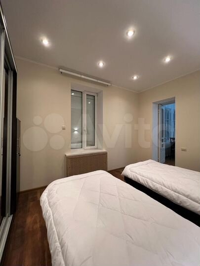 3-к. квартира, 73 м², 1/1 эт.