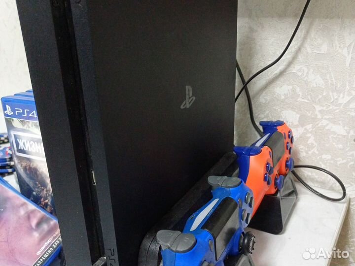 Ps4,два Dualshoka, Detroit,Horizon,один из нас