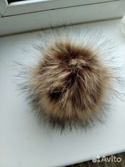 Помпоны пристегивающиеся