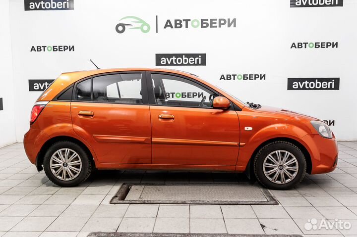 Kia Rio 1.4 AT, 2010, 111 000 км