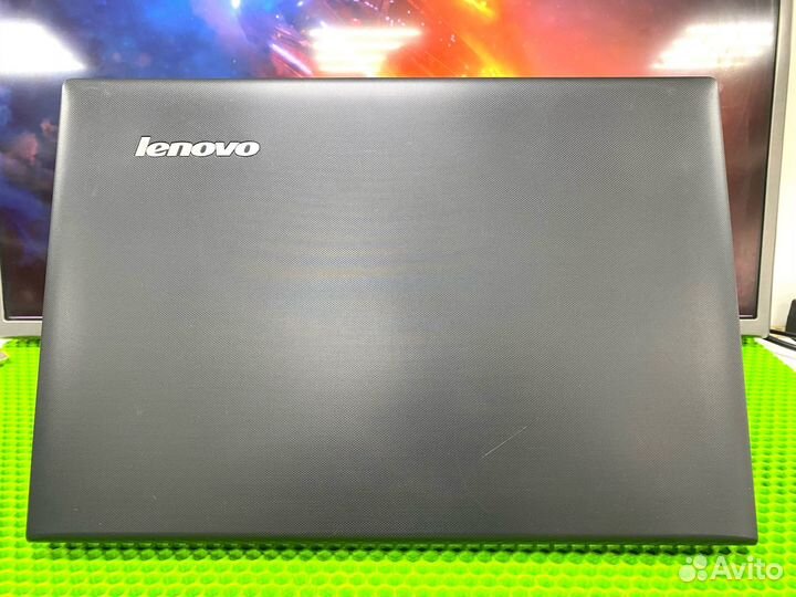 Ноутбук Lenovo для игр и учебы