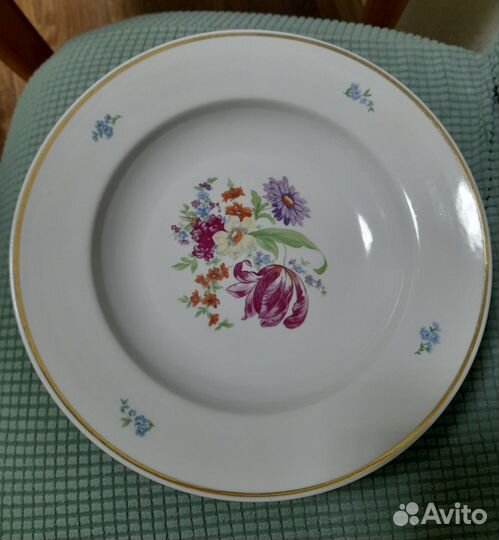 Тарелка столовая глубокая. Дулево