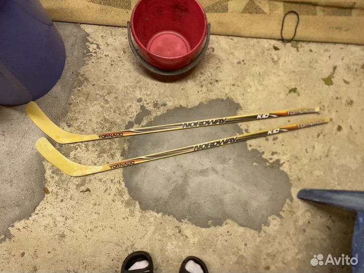 Клюшка хоккейная 2 штуки tornado