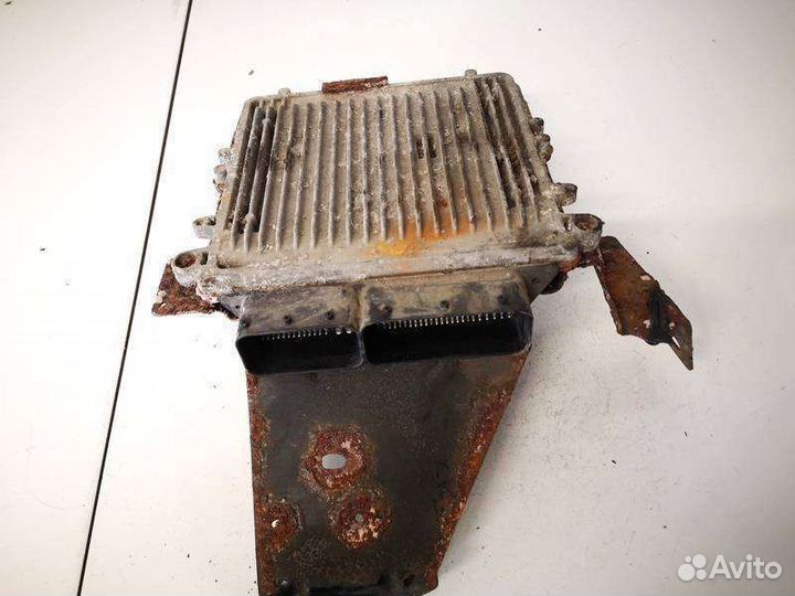 Блок управления двигателя Jeep 56044189AI
