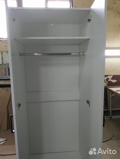 Шкаф Рик платяной белый